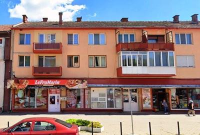 Apartament cu 3 camere decomandat în Central - 2