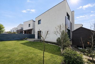 Casă cu 4 camere cu Canalizare în Tunari - 2