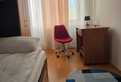 Apartament cu 3 camere semidecomandat în Central - 8