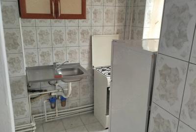 Garsonieră decomandată în 9 Mai - 2