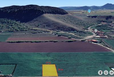 Teren intravilan de vanzare, cu vedere catre Dealul Lempes - Sanpetru - 585 mp - 4