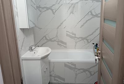 Apartament cu 2 camere semidecomandat în Micro 16 - 1