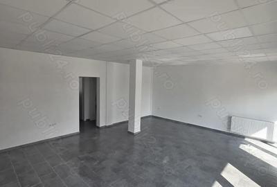 Spațiu comercial, de 70 mp, în Central