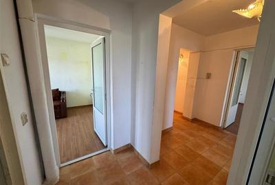 Apartament 3 camere, zona Ultracentrala , etaj 5, liber - 14