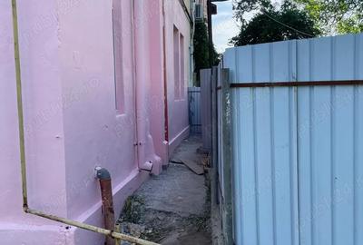 Vand apartament cu curte - 2