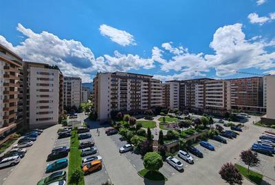 Apartament cu 2 camere decomandat, mobilat în Tractorul - 1