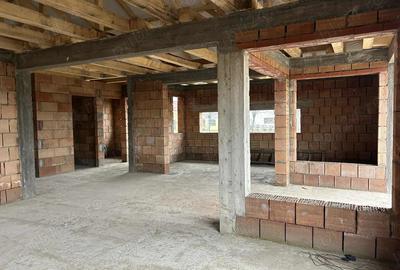 Casă cu 1 camere în Dumbrăvioara - 1