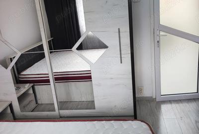 Apartament cu 2 camere decomandat în Petros - 2