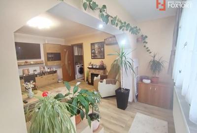 Apartament cu 3 camere semidecomandat, mobilat în Buziașului - 2
