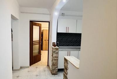 Apartament cu 2 camere decomandat în Plantelor - 4