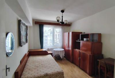Apartament cu 2 camere decomandat în Central - 3