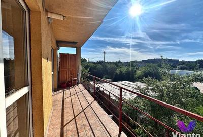 Apartament cu 3 camere decomandat în Central - 1
