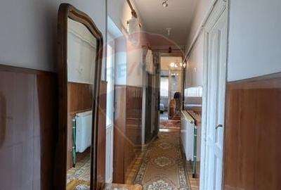 Casă cu 11 camere cu Teren 330 Mp în Iancului - 32