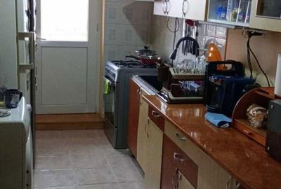 Apartament cu 3 camere decomandat în Central - 6