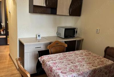 Apartament cu 3 camere decomandat în Central - 7