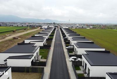 Casă cu 4 camere cu Teren 330 Mp în Tărlungeni - 3