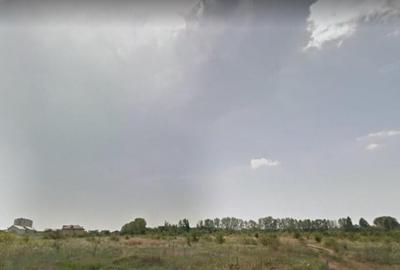 Teren de 30000 mp, în Drumul Taberei