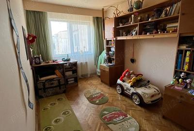 Apartament cu 4 camere semidecomandat în Gojdu - 6