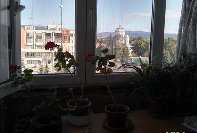 Apartament cu 2 camere decomandat în Central - 1