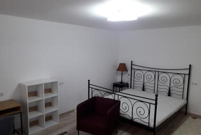 Proprietar ofer garsoniera Lujerului - Virtutii - 2
