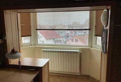 Apartament cu 3 camere decomandat în Trocadero - 7
