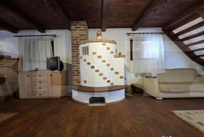 Casă cu 7 camere cu Teren 1384 Mp în Cernat - 12