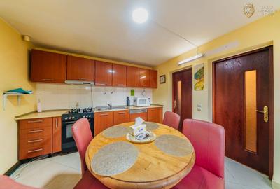 Casă individuală cu 5 camere cu Canalizare în Central - 7