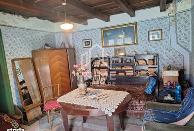 Casă cu 3 camere cu Teren 1302 Mp în Central - 2