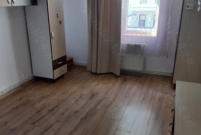 Inchiriez garsoniera dubla vest - 3