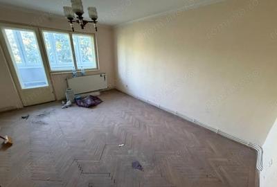 Apartament cu 3 camere decomandat în Central - 4