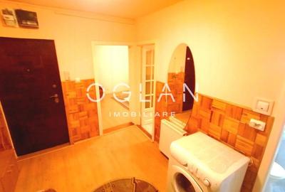 Apartament 2 camere zona Vasile Aaron!