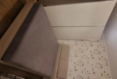 Apartament cu 3 camere decomandat în Cet - 7