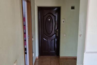 Garsonieră decomandată în Florești - 10