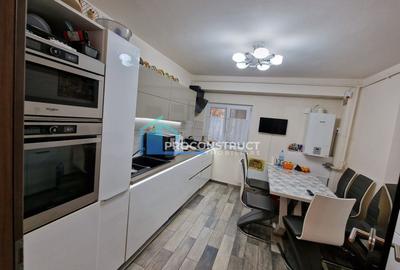 Apartament cu 5 camere, mobilat în UMT - 7