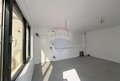 Spatiu comercial modern de inchiriat / 2 locuri de parcare - 28