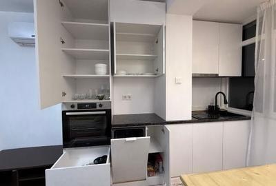 Apartament cu 3 camere decomandat în Berceni