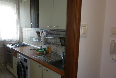 Apartament cu 3 camere semidecomandat în Dristor - 14