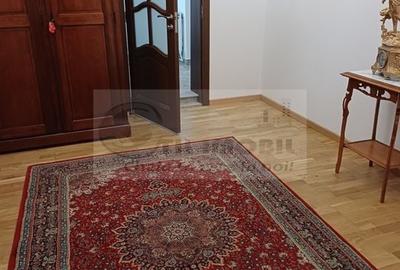 APARTAMENT ULTRACENTRAL , PIATA UNIRII, CUZA VODA 70 MP PLUS CURTE - 54