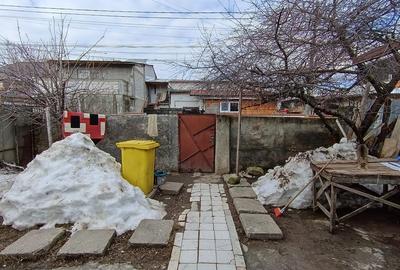 Casă cu 3 camere cu Teren 130 Mp în Rahova - 1