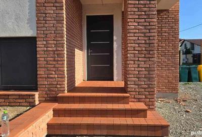 Casă cu 6 camere cu Teren 290 Mp în Cumpăna