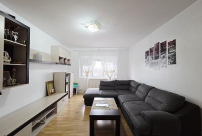 Apartament cu 3 camere decomandat, mobilat în - 1