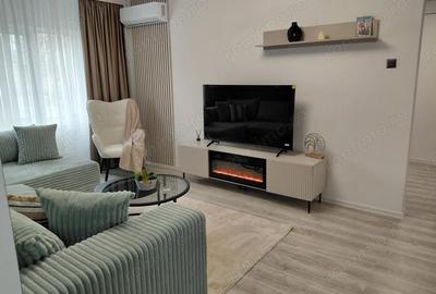 Apartament cu 3 camere semidecomandat în Micro 16