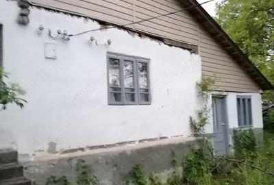 Casă cu 4 camere în Budănești - 6