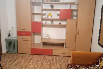 Garsonieră decomandată în Central - 2