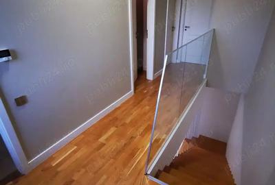 Casă cu 4 camere în Bucium