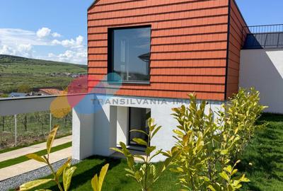 Casă individuală cu 4 camere cu Canalizare în Chinteni - 3
