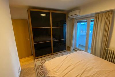 Apartament cu 2 camere decomandat, mobilat în P-ța Victoriei - 14