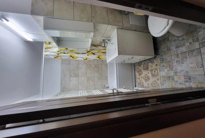 Inchiriez apartament 3 camere - 2
