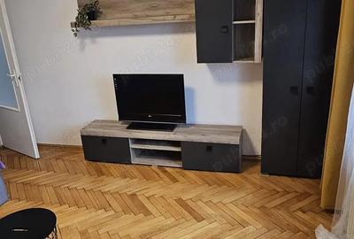 Apartament cu 2 camere decomandat în Complex Studențesc
