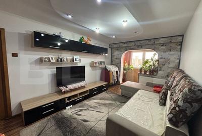 Apartament 3 camere decomandat, 62 mp, Sarari, zona Institut